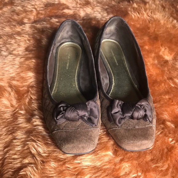 Banana Republic Brown Suede Bow Flats - Picture 1 of 5